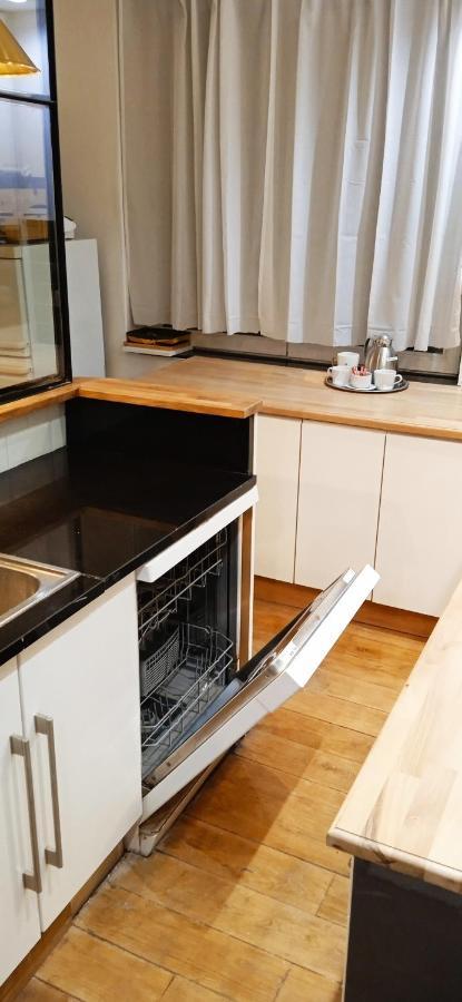 Liege 4420 Rue Jean Jaures 45 Grande Maison Joyeuse Avec Terrasse 30M2 Pour 8 Personnes Maximum Saint-Nicolas  Eksteriør bilde