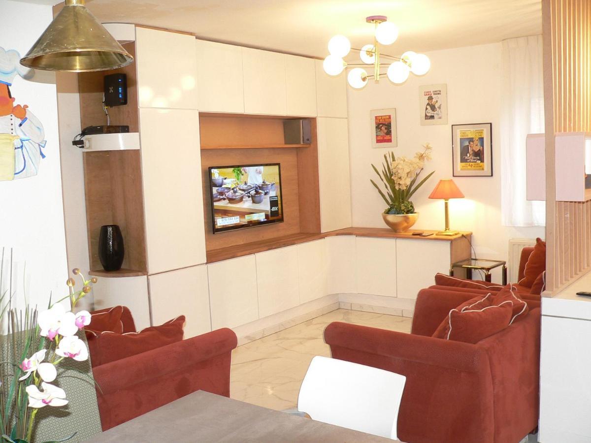 Liege 4420 Rue Jean Jaures 45 Grande Maison Joyeuse Avec Terrasse 30M2 Pour 8 Personnes Maximum Saint-Nicolas  Eksteriør bilde