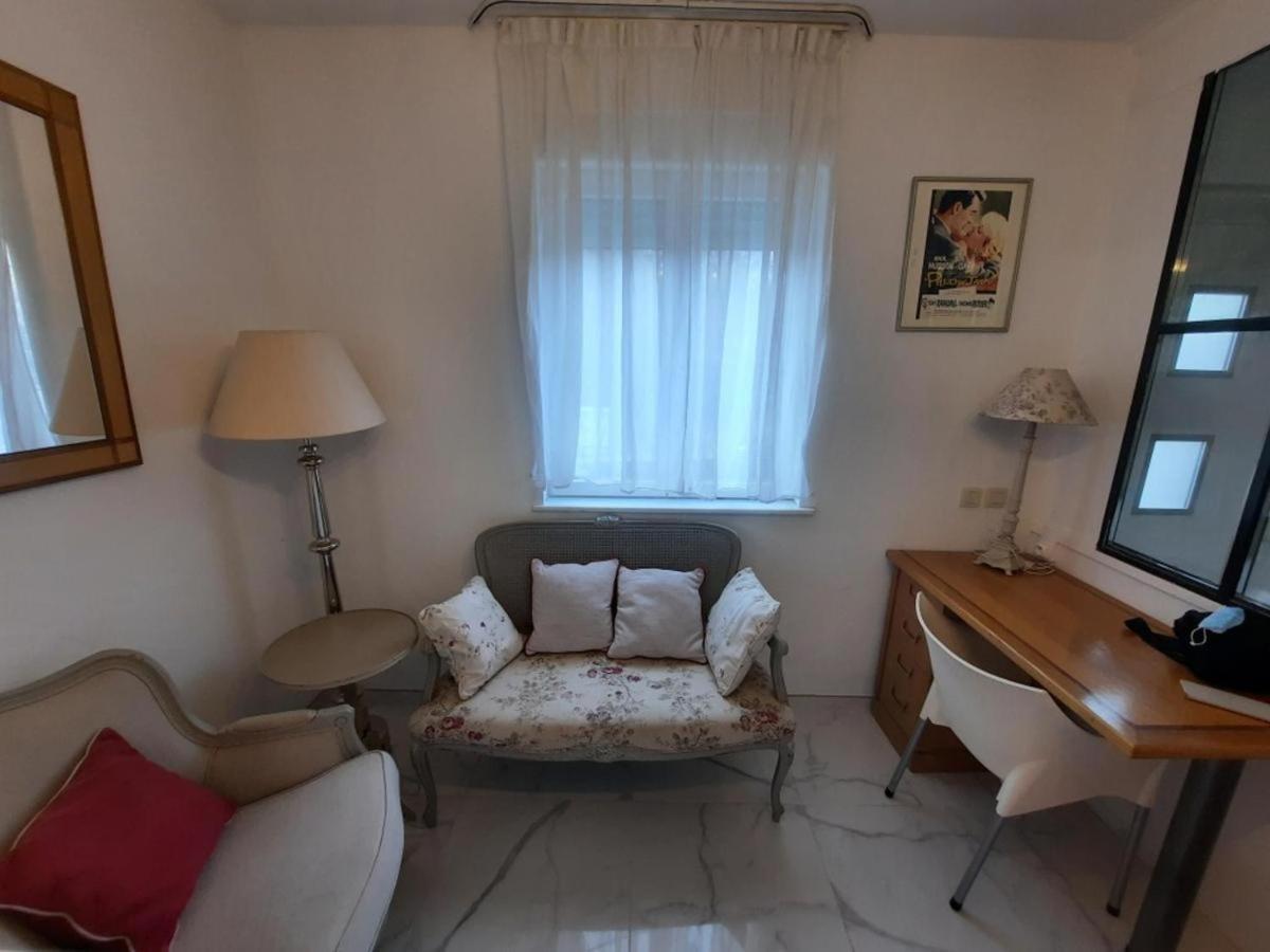 Liege 4420 Rue Jean Jaures 45 Grande Maison Joyeuse Avec Terrasse 30M2 Pour 8 Personnes Maximum Saint-Nicolas  Eksteriør bilde